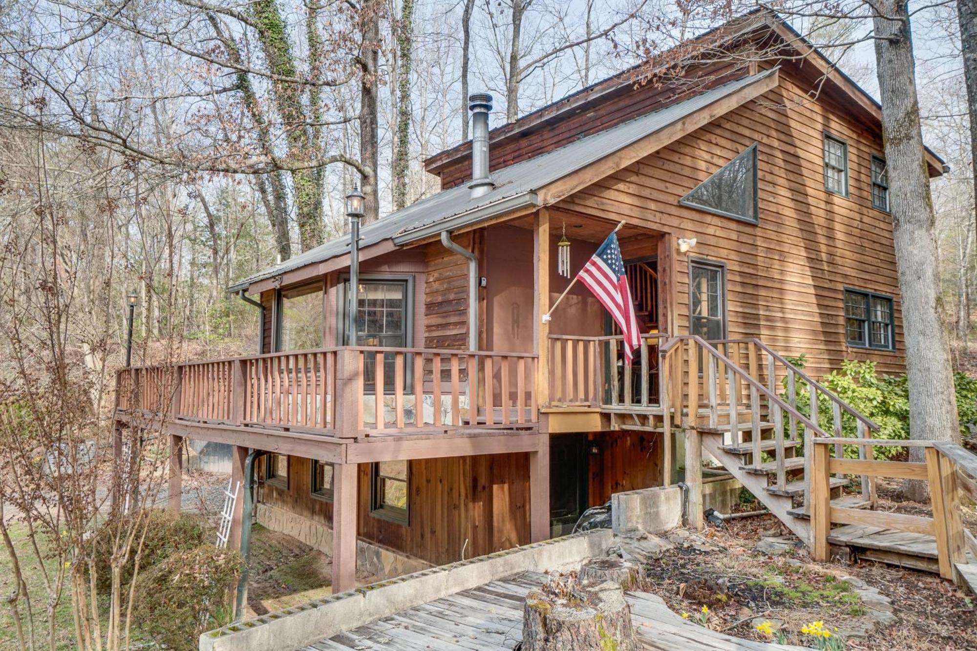 Charming Cabin With Fire Pit And Decks About 7 Mi To Helen Sautee Nacoochee Εξωτερικό φωτογραφία