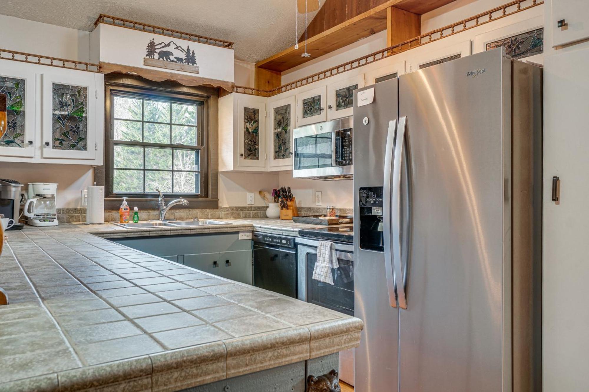 Charming Cabin With Fire Pit And Decks About 7 Mi To Helen Sautee Nacoochee Εξωτερικό φωτογραφία