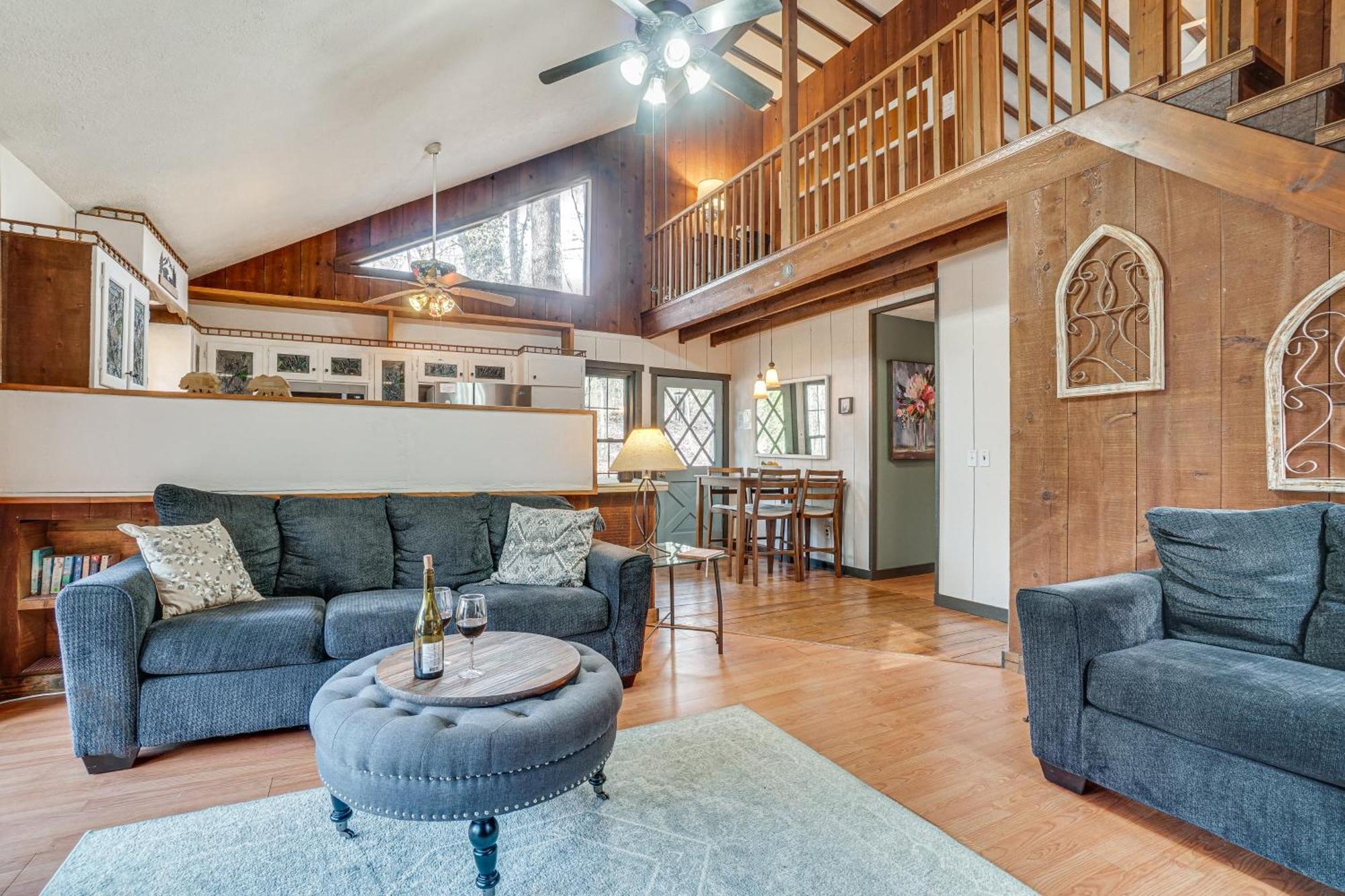 Charming Cabin With Fire Pit And Decks About 7 Mi To Helen Sautee Nacoochee Εξωτερικό φωτογραφία